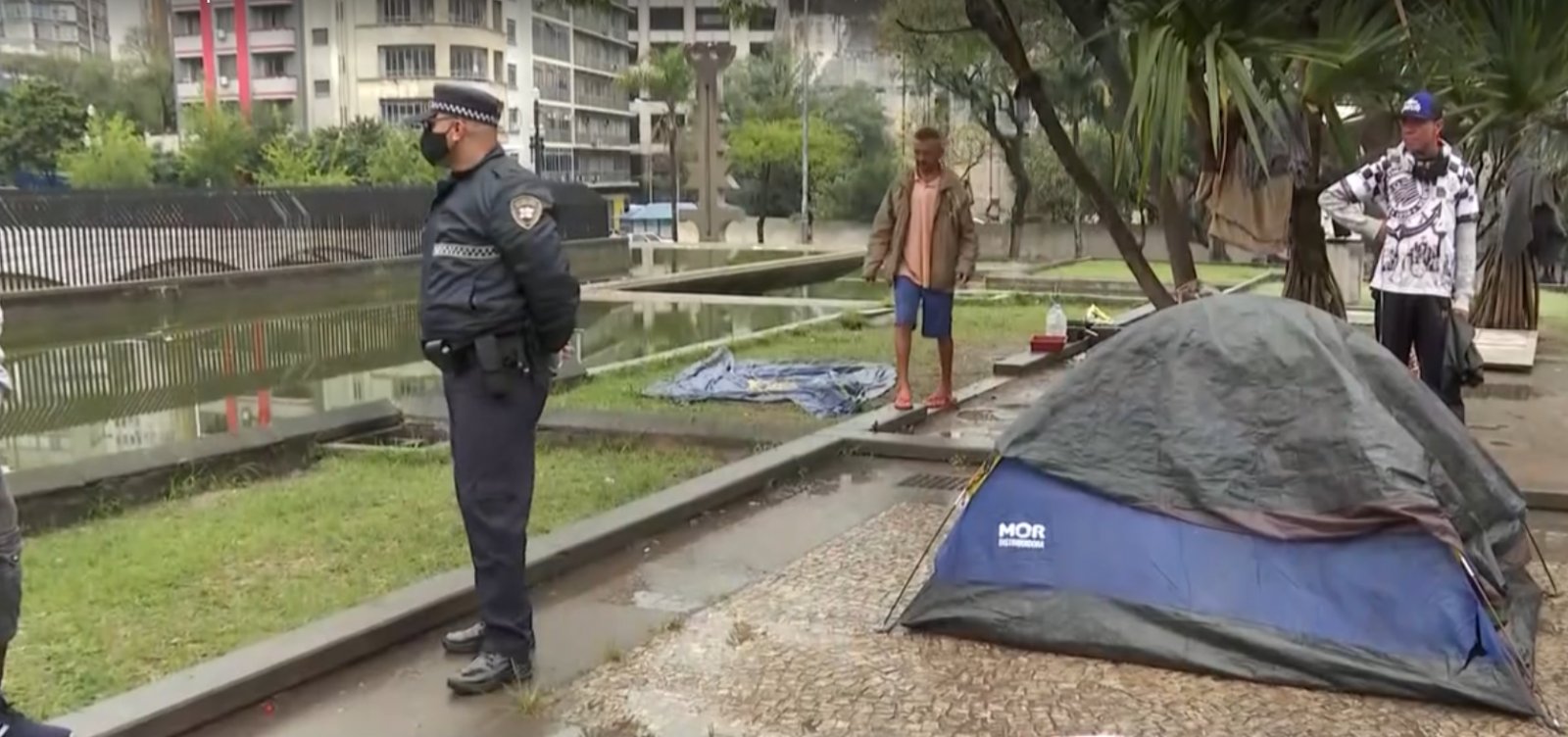 Mulher em situação de rua é encontrada morta após madrugada fria em São Paulo
