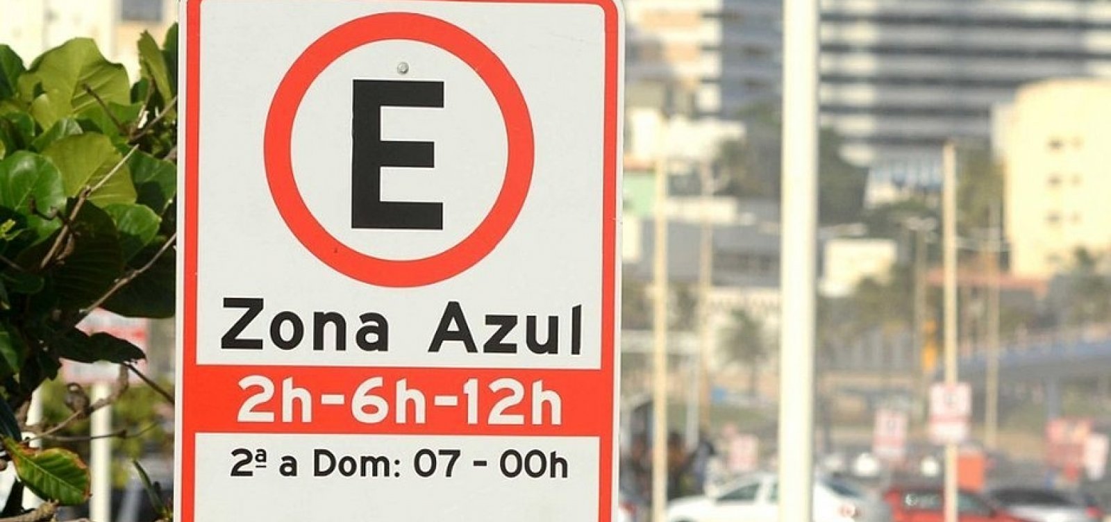 Imbuí e Caminho das Árvores terão novas vagas de Zona Azul