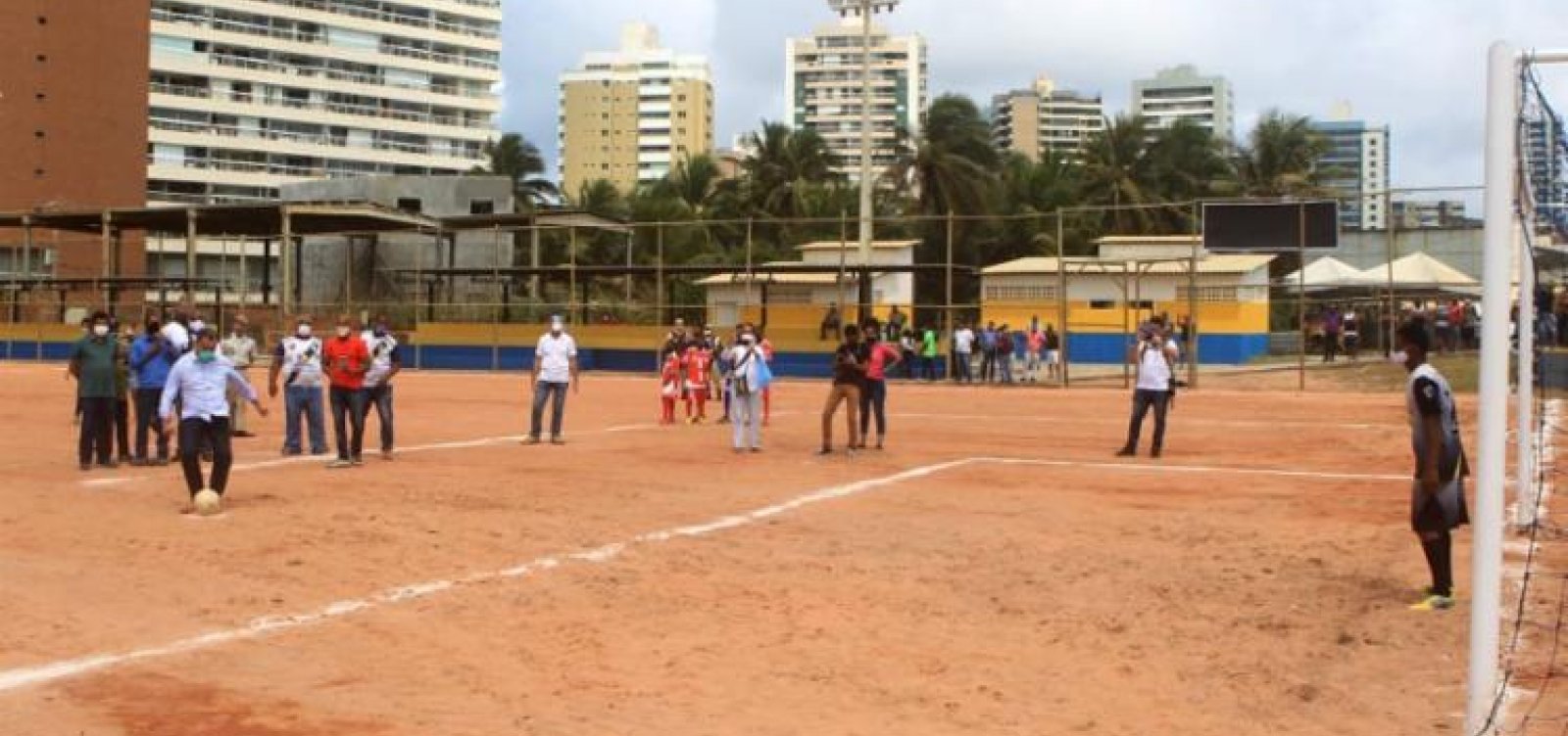 Governo entrega requalificação do Campo do Marão, na Boca do Rio