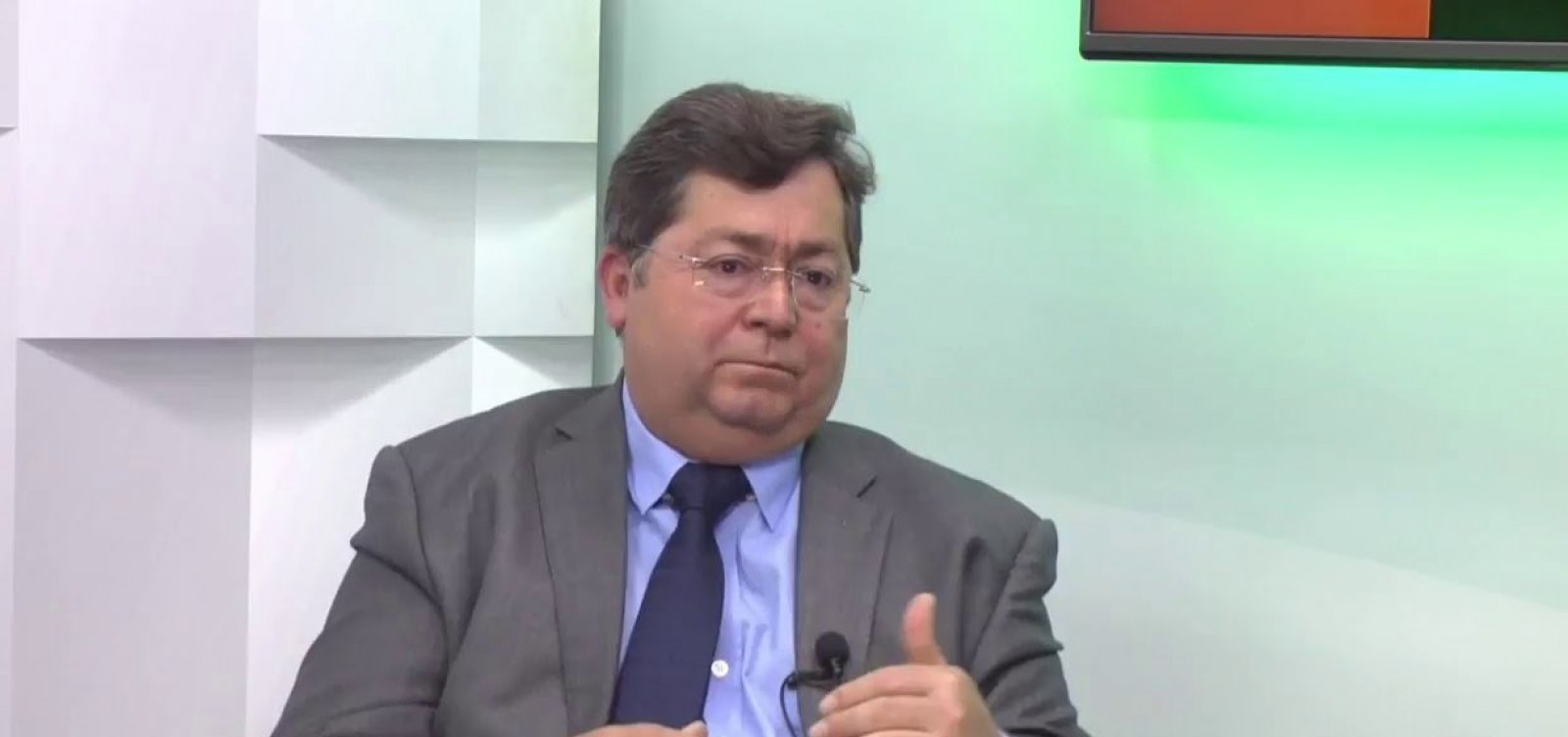 Pazuello nomeia veterinário para programa de imunização