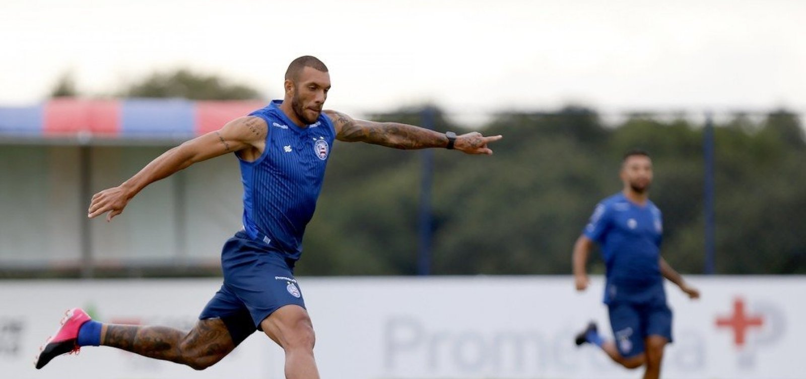 Fernandão rescinde contrato e deixa o Bahia