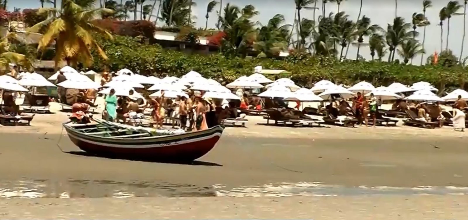 Jericoacoara tem 100% de ocupação hoteleira e desrespeito às normas de segurança contra Covid-19