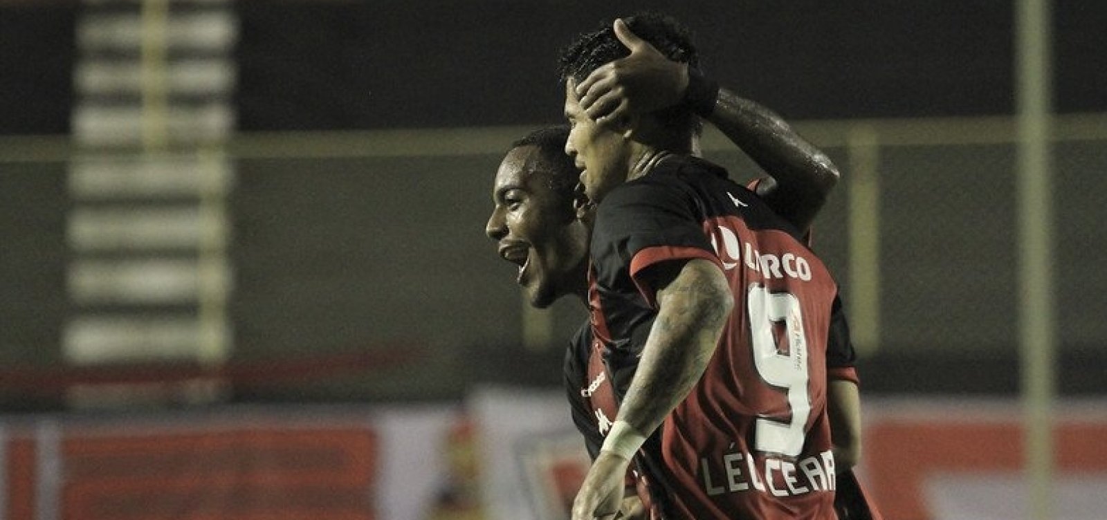 Vitória quebra invencibilidade do Cuiabá e vence por 4 a 2 no Barradão