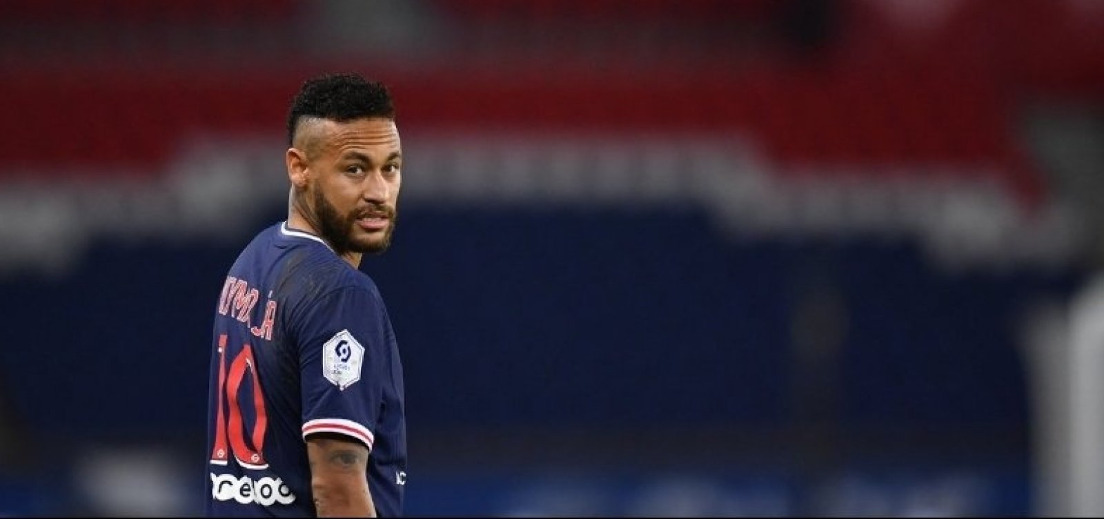 Após denúncia de Neymar, presidente da federação francesa diz que 'racismo não existe no futebol'