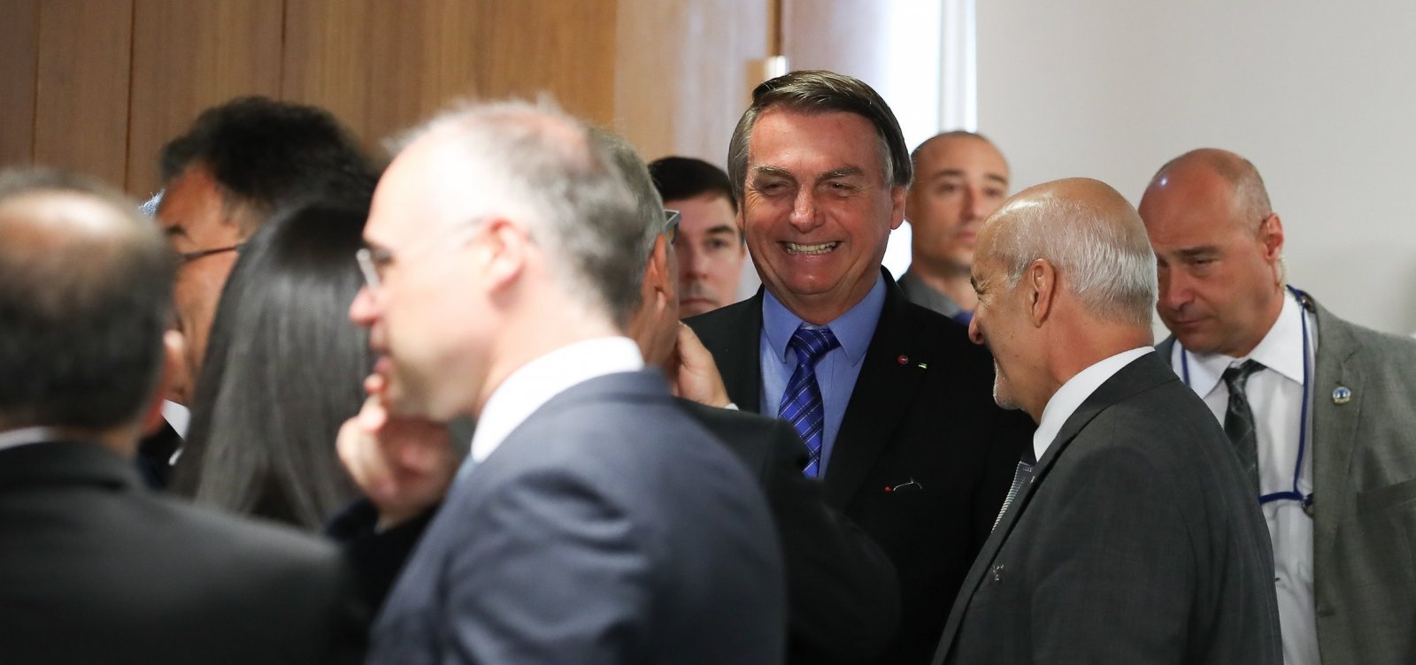 Frente anti-Bolsonaro fracassa nas eleições municipais e esquerda só se une em Florianópolis