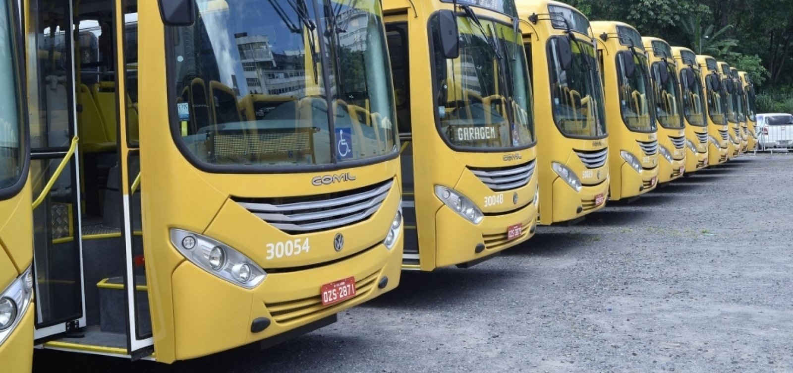 Prefeitura tem 48h para tomar providências sobre retorno de 100% da frota de ônibus, diz MP