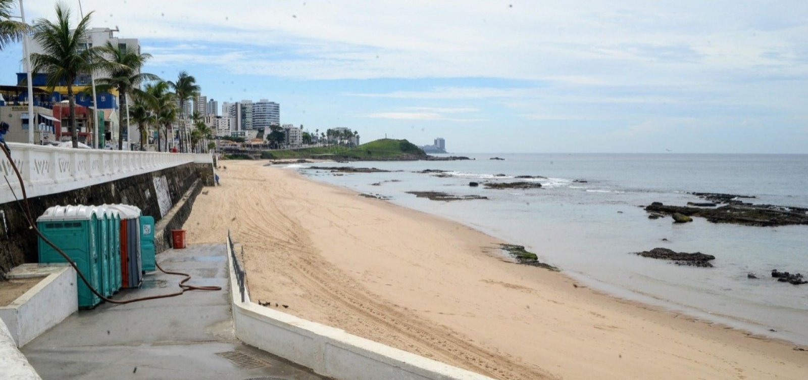 Prefeitura libera praias de Salvador a partir de segunda