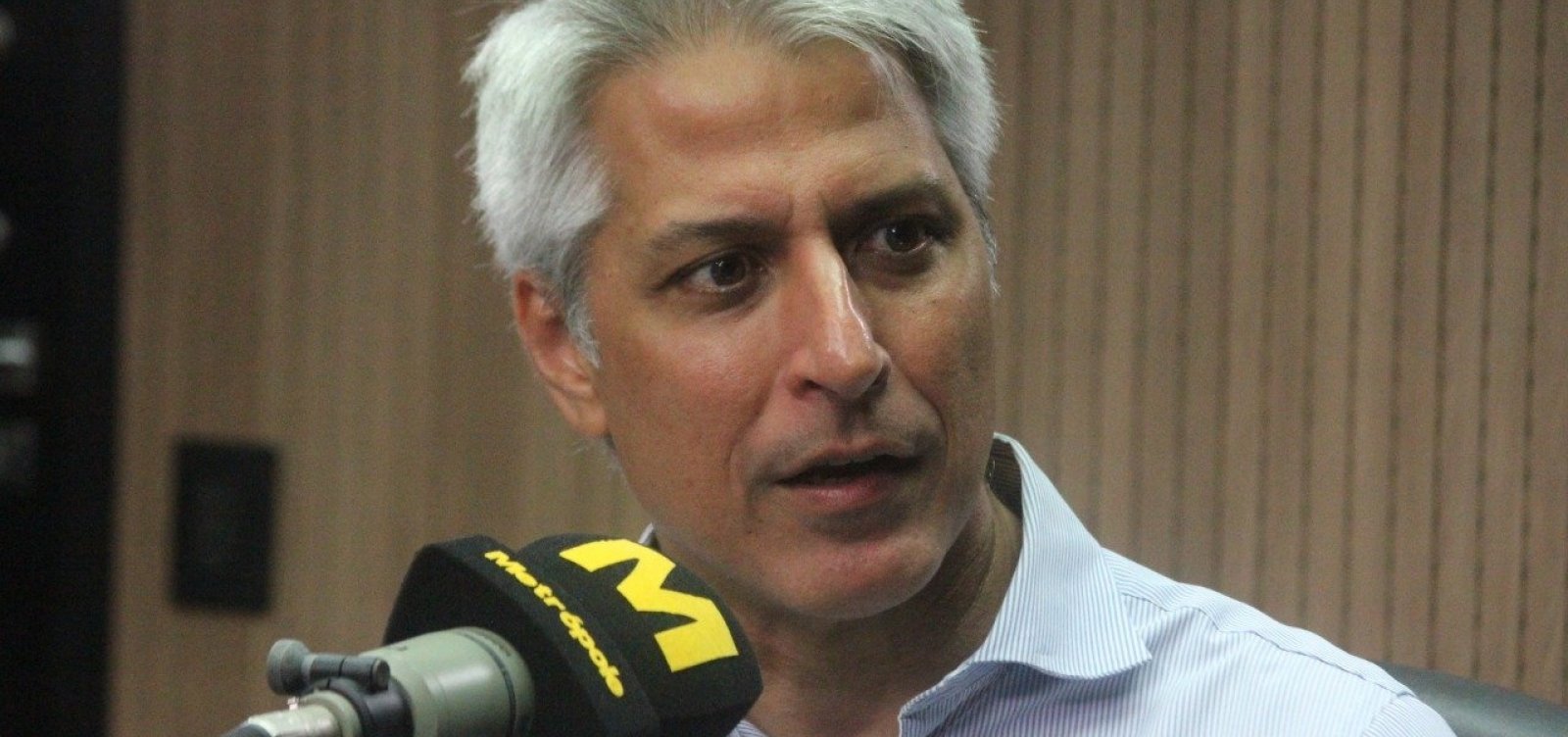 Alessandro Molon diz que ministro Ricardo Salles 'não está utilizando sua inteligência para o bem'