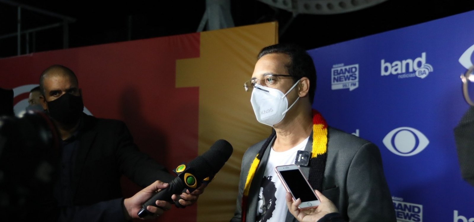 Debate: Hilton Coelho ataca Governo Bolsonaro: ‘vem destruindo o país’