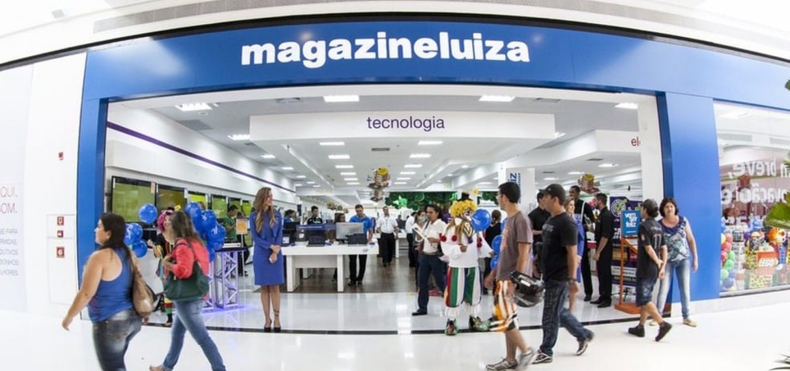 Defensoria da União entra com ação contra Magalu por 'marketing de lacração' em trainee para negros