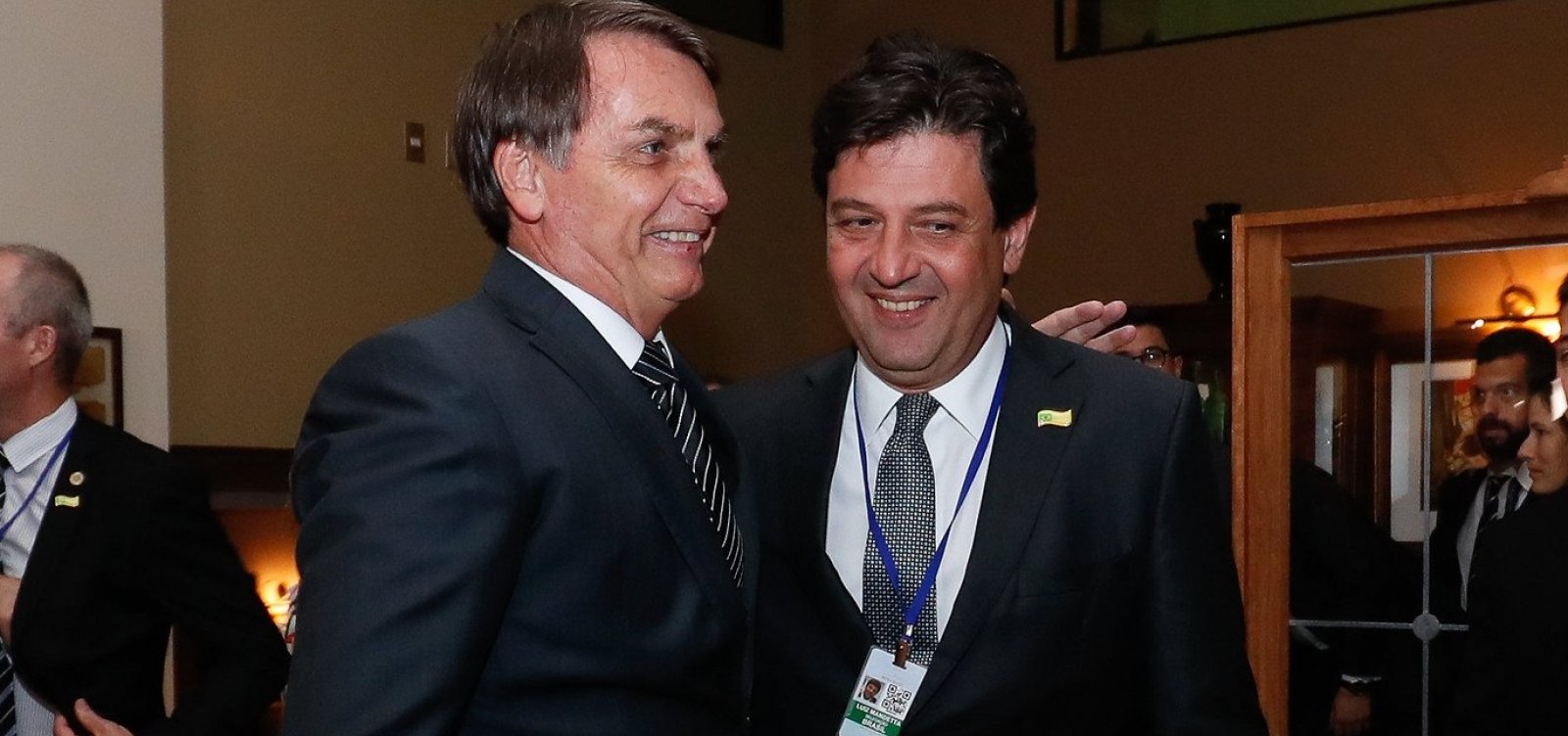 Mandetta ironiza sentimento de Bolsonaro contra ele: 'Ciúme de homem é duro'