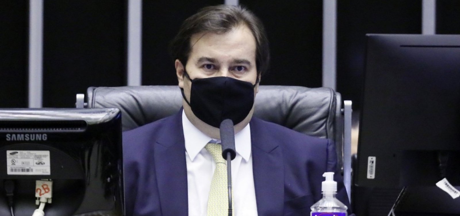 Rodrigo Maia promete que PEC da prisão 2ª instância será votada até dezembro