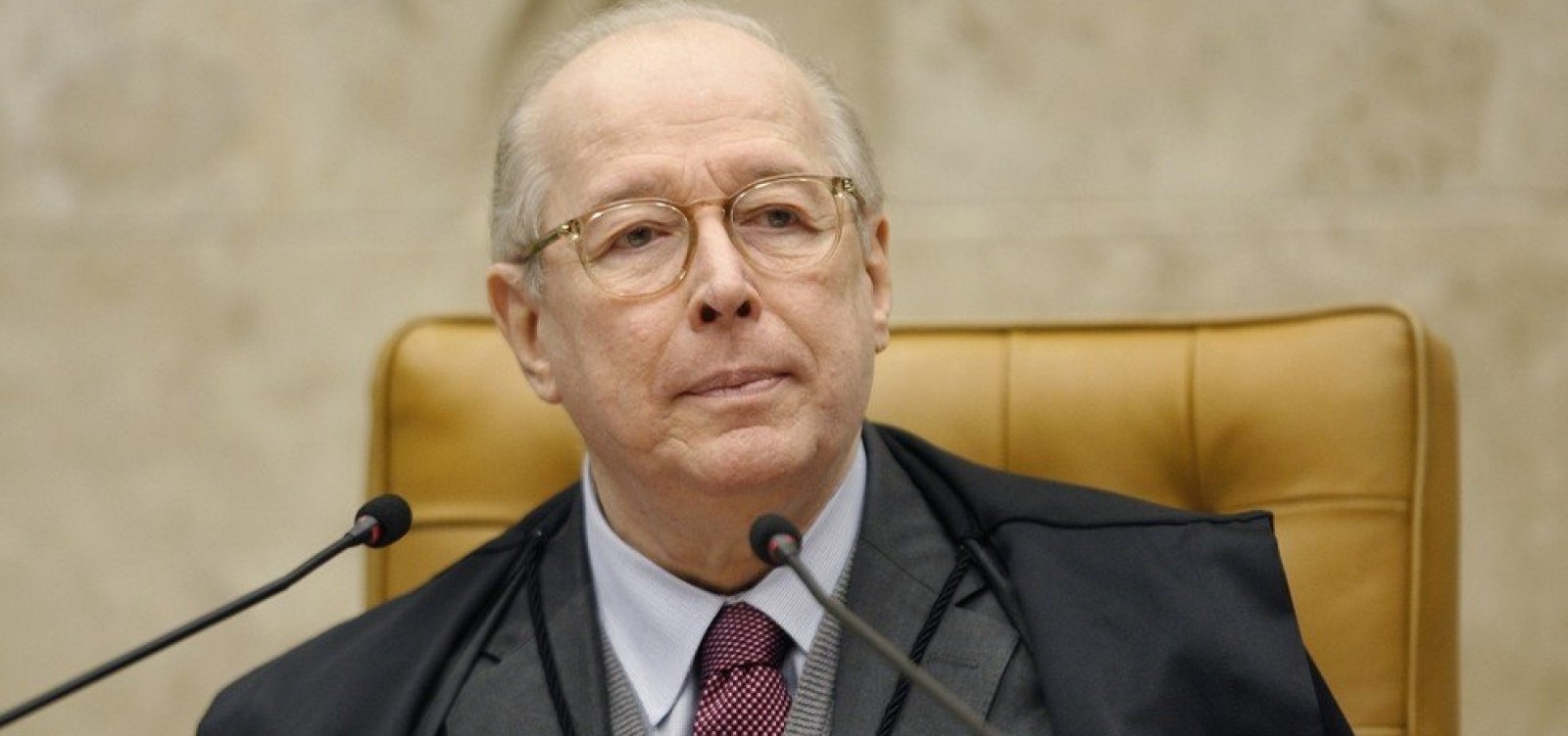 Celso de Mello se aposenta, aos 74 anos, do STF