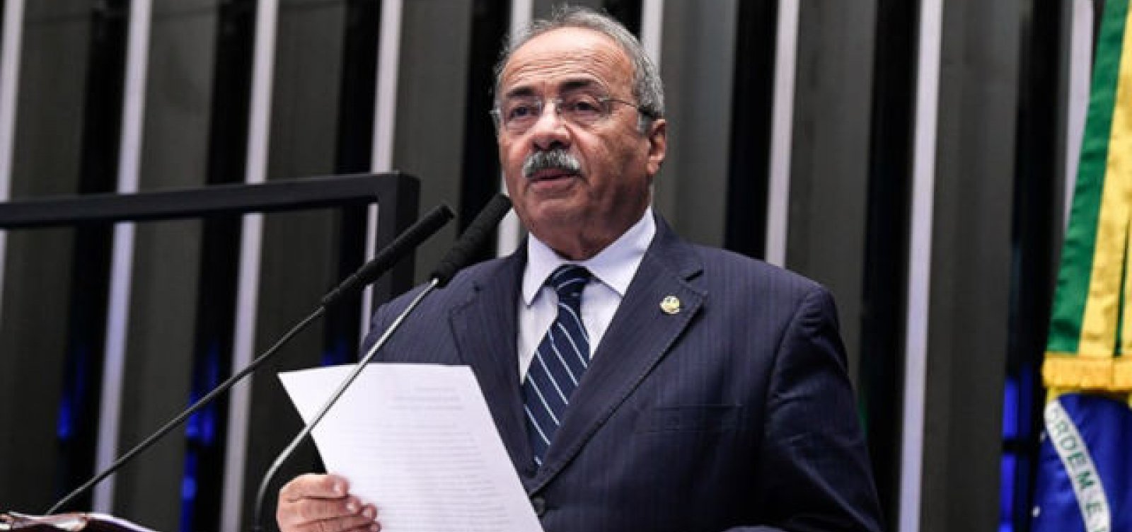 Partidos entram com pedido no Conselho de Ética para cassar mandato de Chico Rodrigues