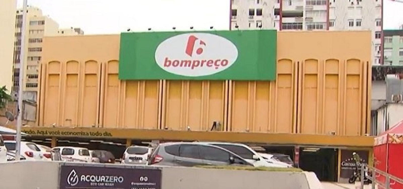 Clientes e funcionários ficam presos durante assalto a supermercado no bairro do Canela, em Salvador
