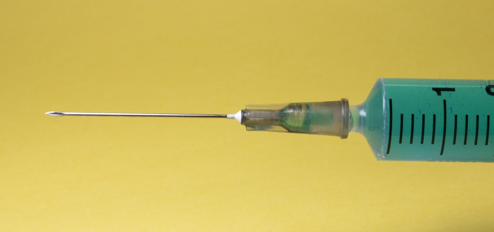 Reino Unido pode disponibilizar vacina contra covid-19 antes do Natal