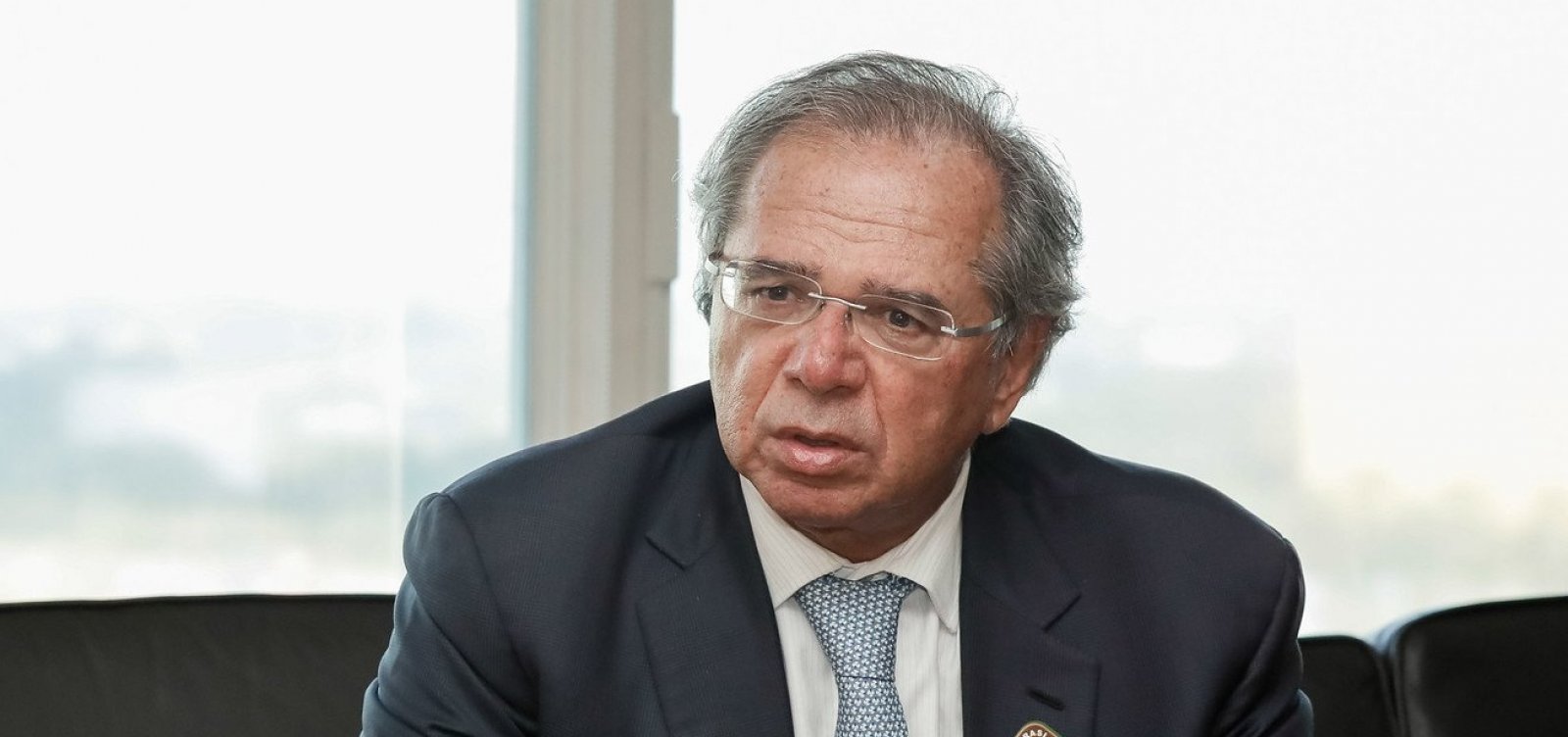 'Jamais esteve sob análise privatizar o SUS, seria uma insanidade falar isso', diz Guedes