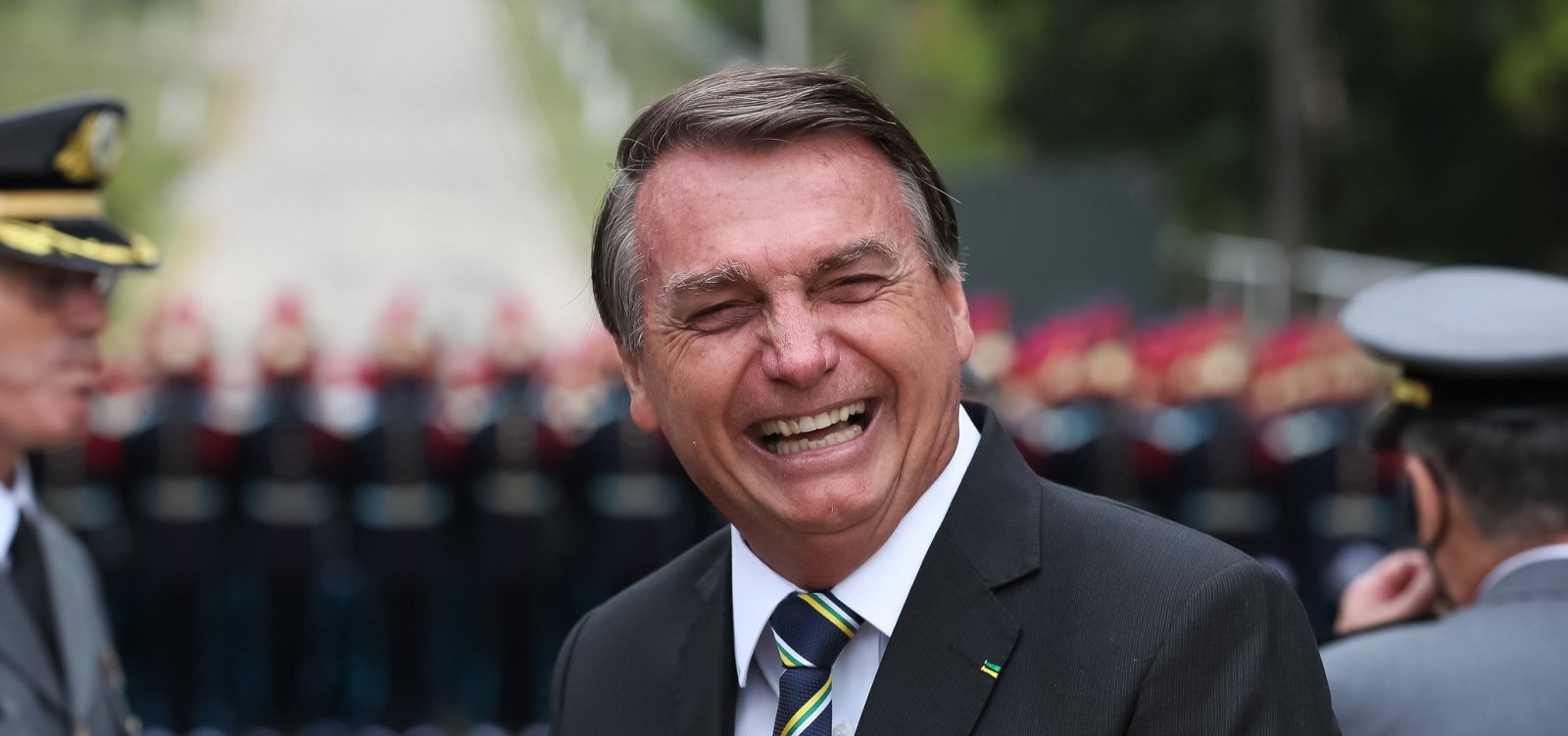 Bolsonaro ataca Doria e fala em reeditar decreto do SUS